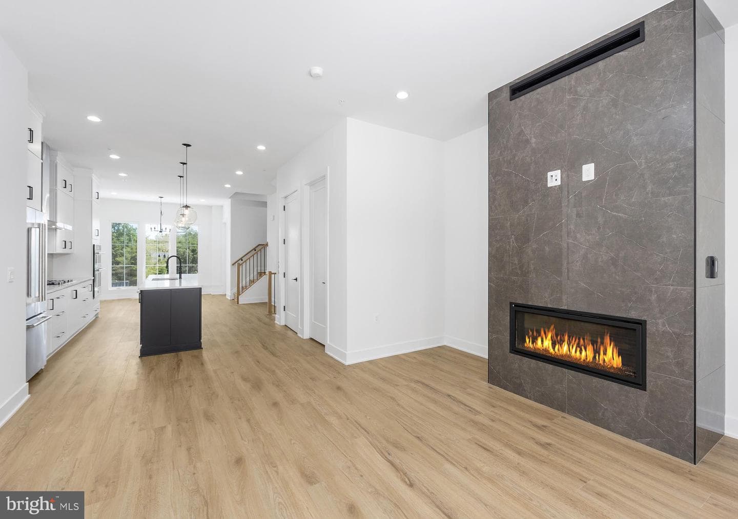8622 Erdem Place photo 6