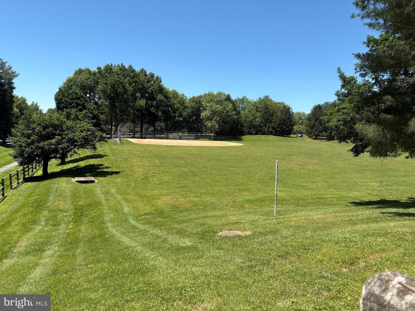 20643 Highland Hall Drive photo 34