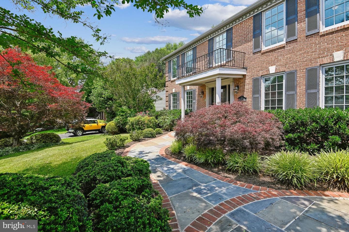 22 Locustwood Court photo 2