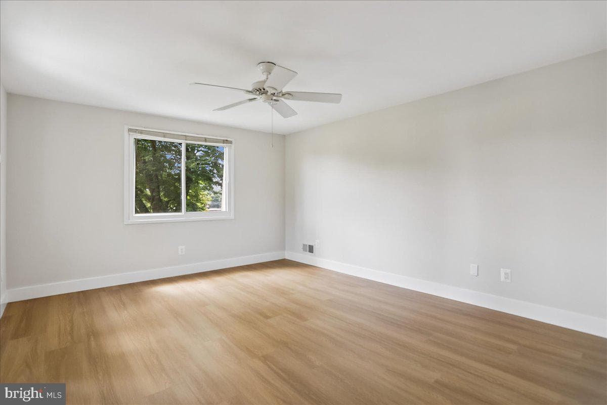 10400 Capehart Court photo 16