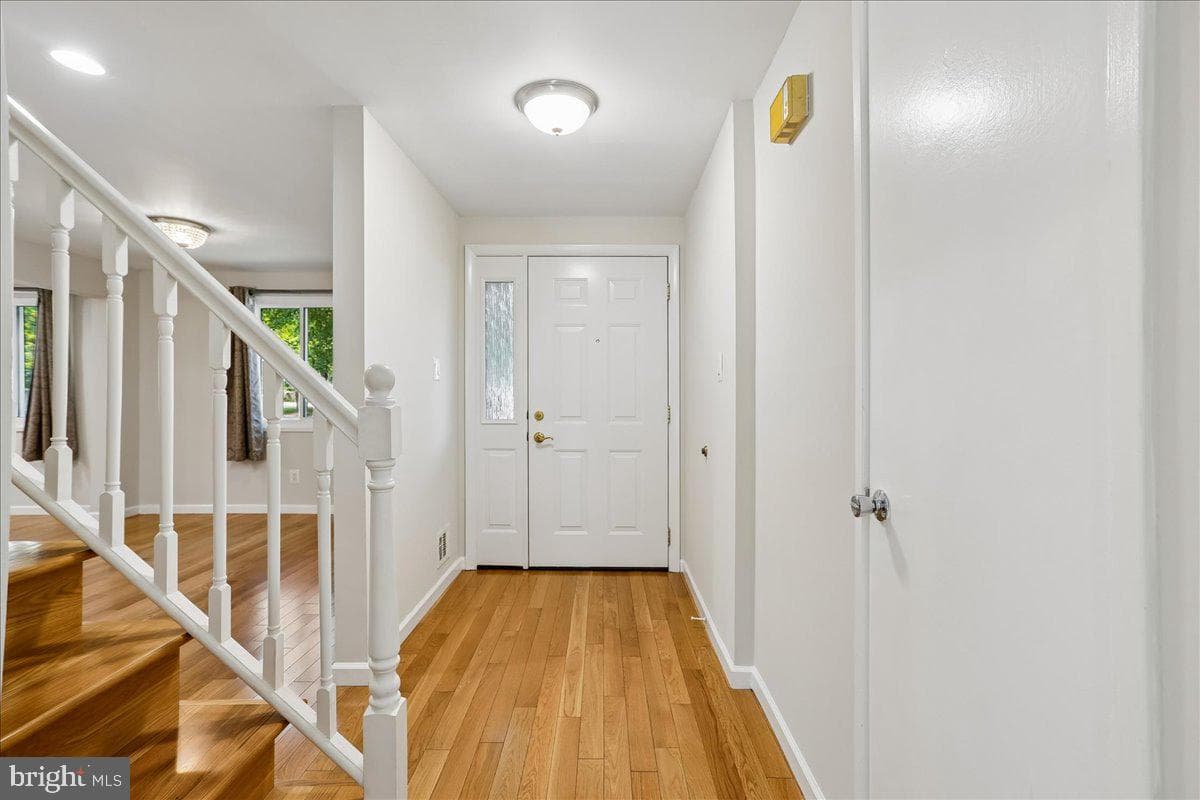 10400 Capehart Court photo 3