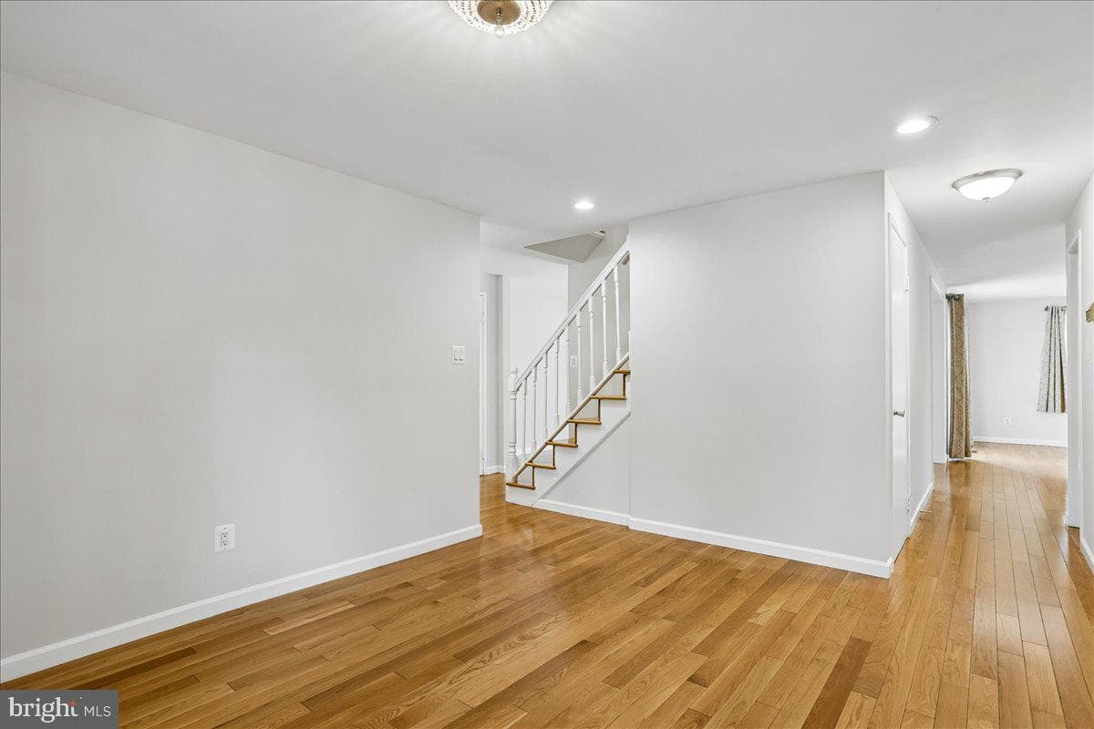 10400 Capehart Court photo 6