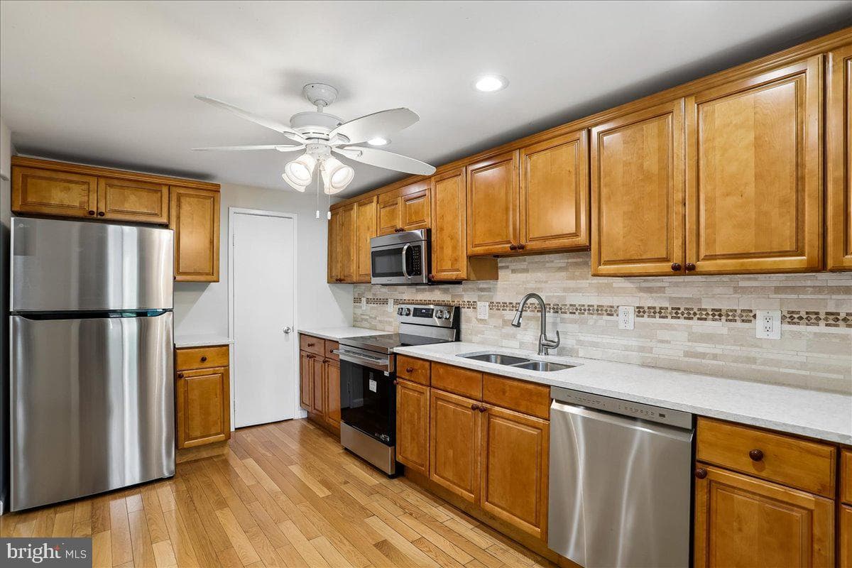 10400 Capehart Court photo 9