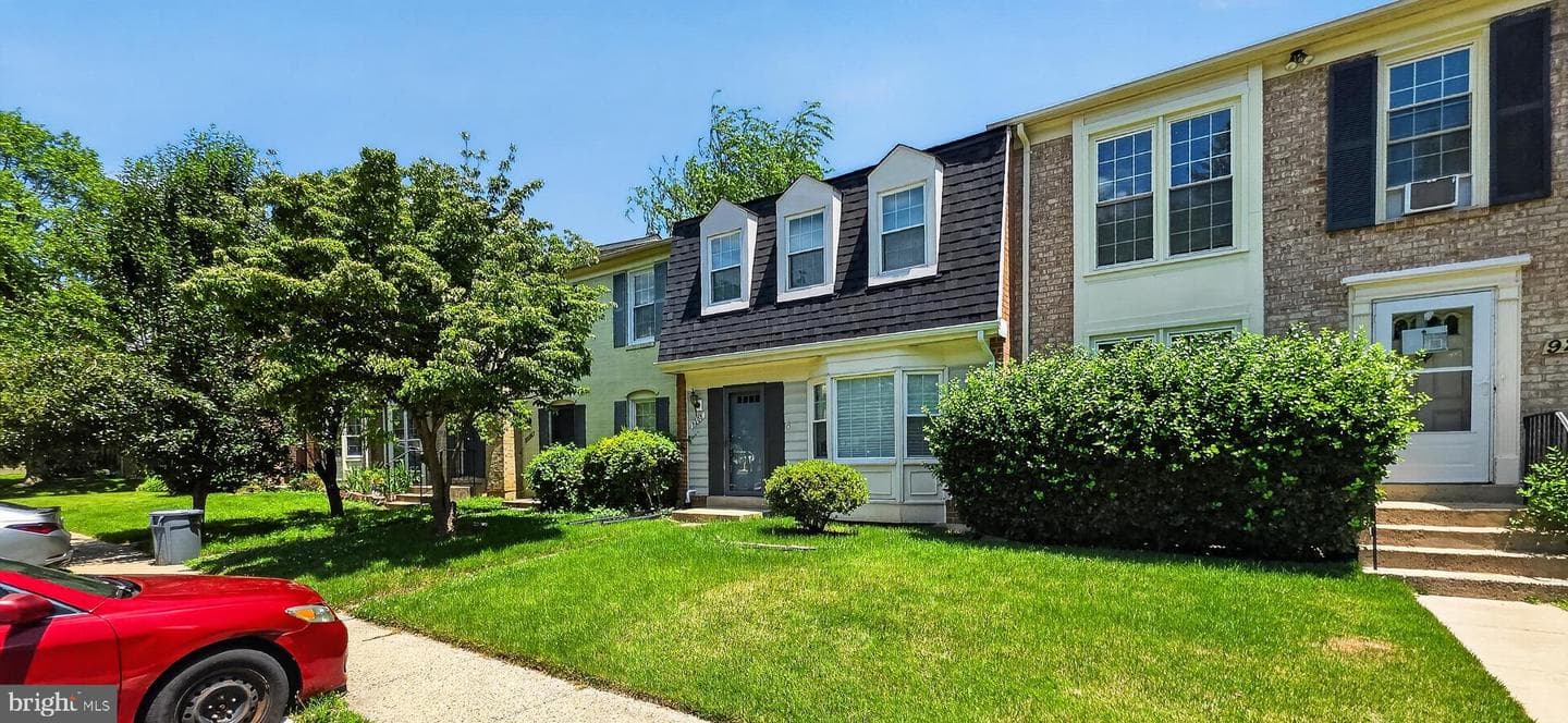9208 Weathervane Place photo 3