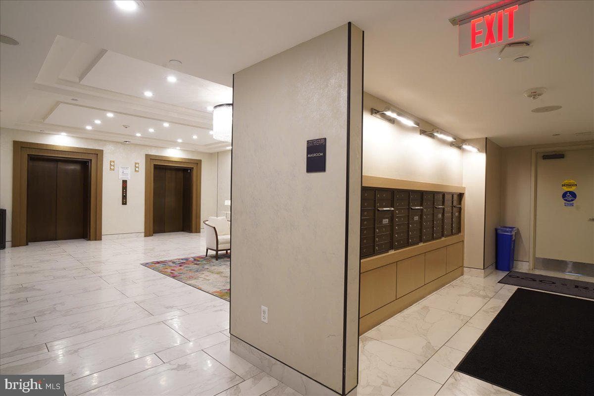 930 Rose Avenue #1511 photo 29
