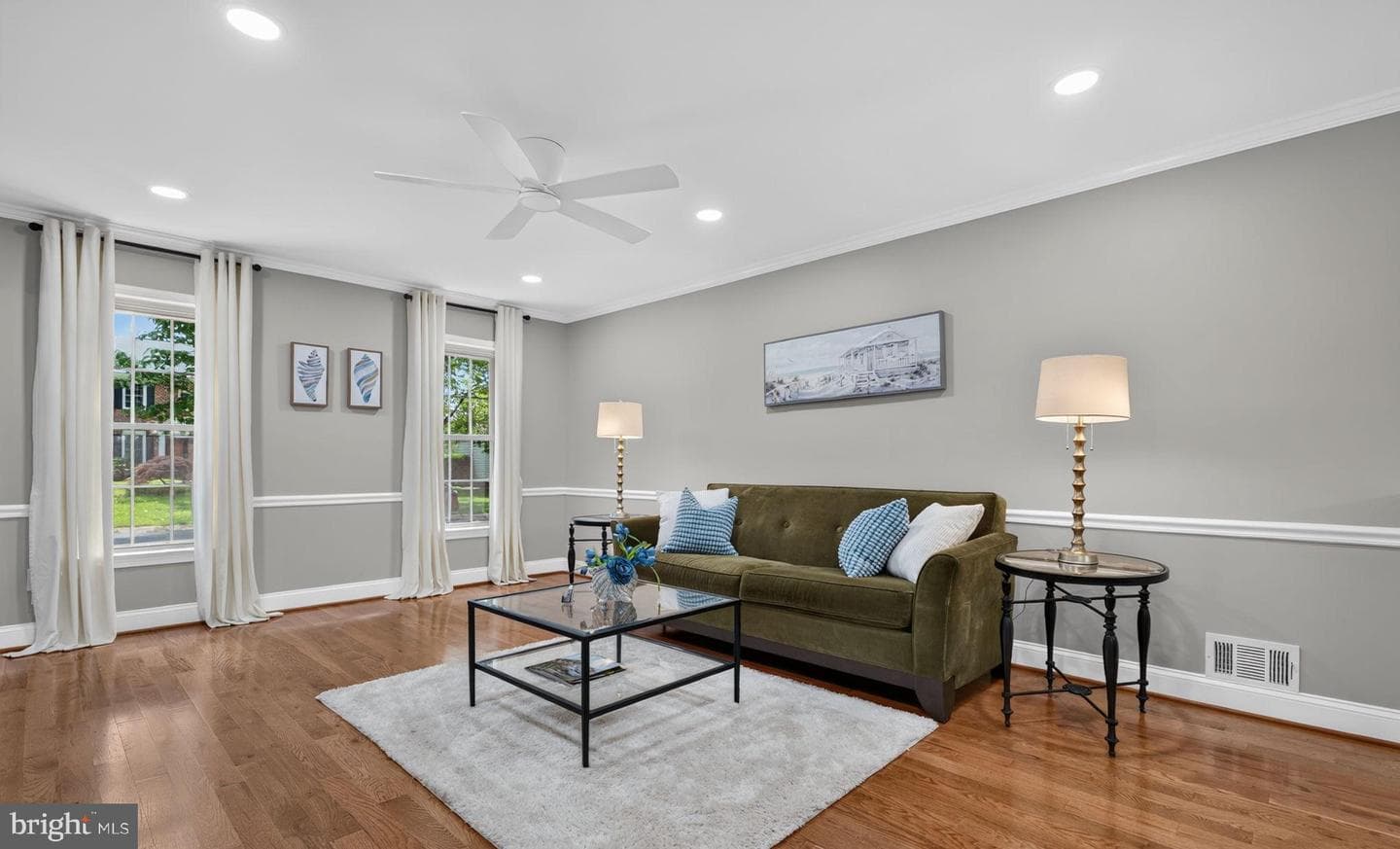 15304 Durant Street photo 9