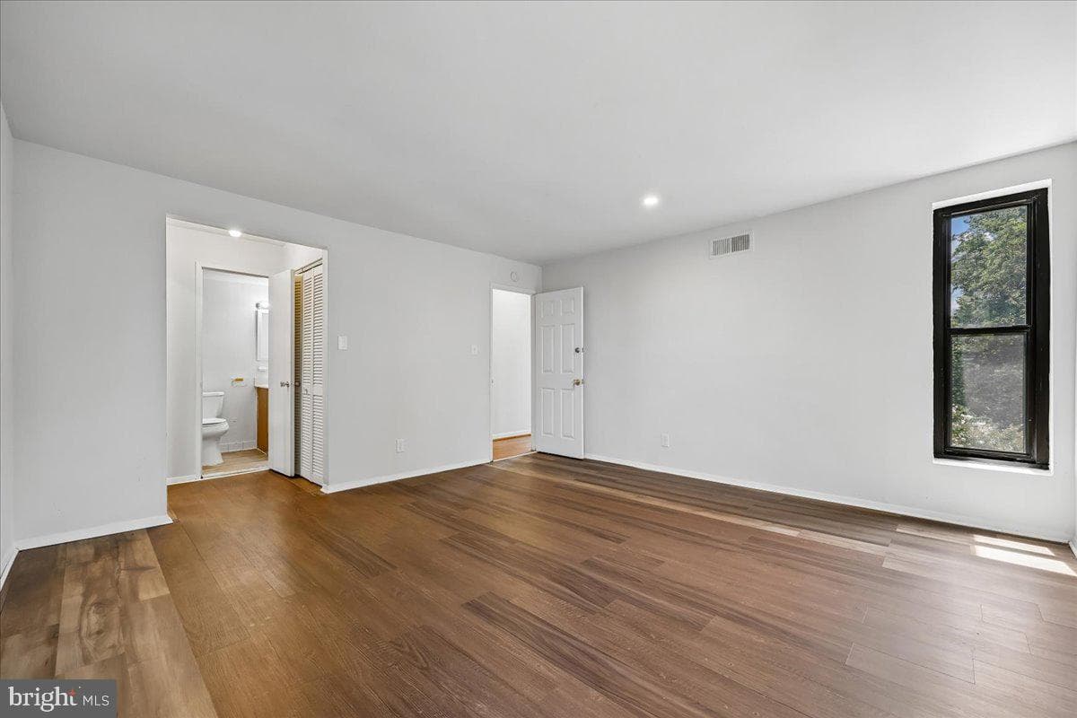 130 Duvall Ln # 197-301 photo 11