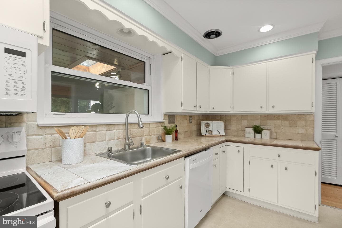 5512 Uppingham Street photo 22