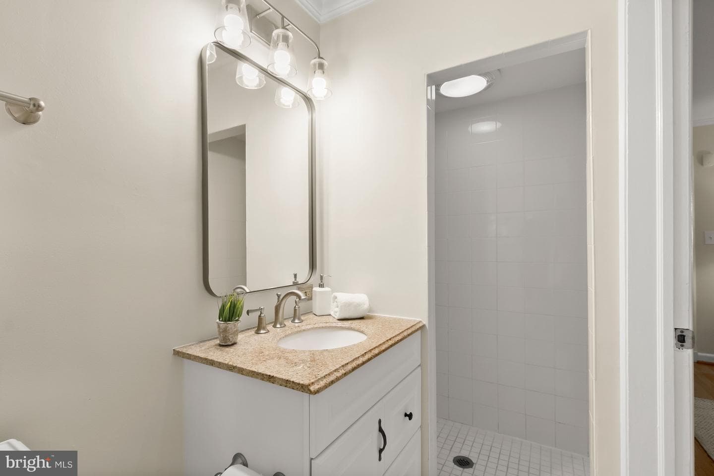 5512 Uppingham Street photo 32