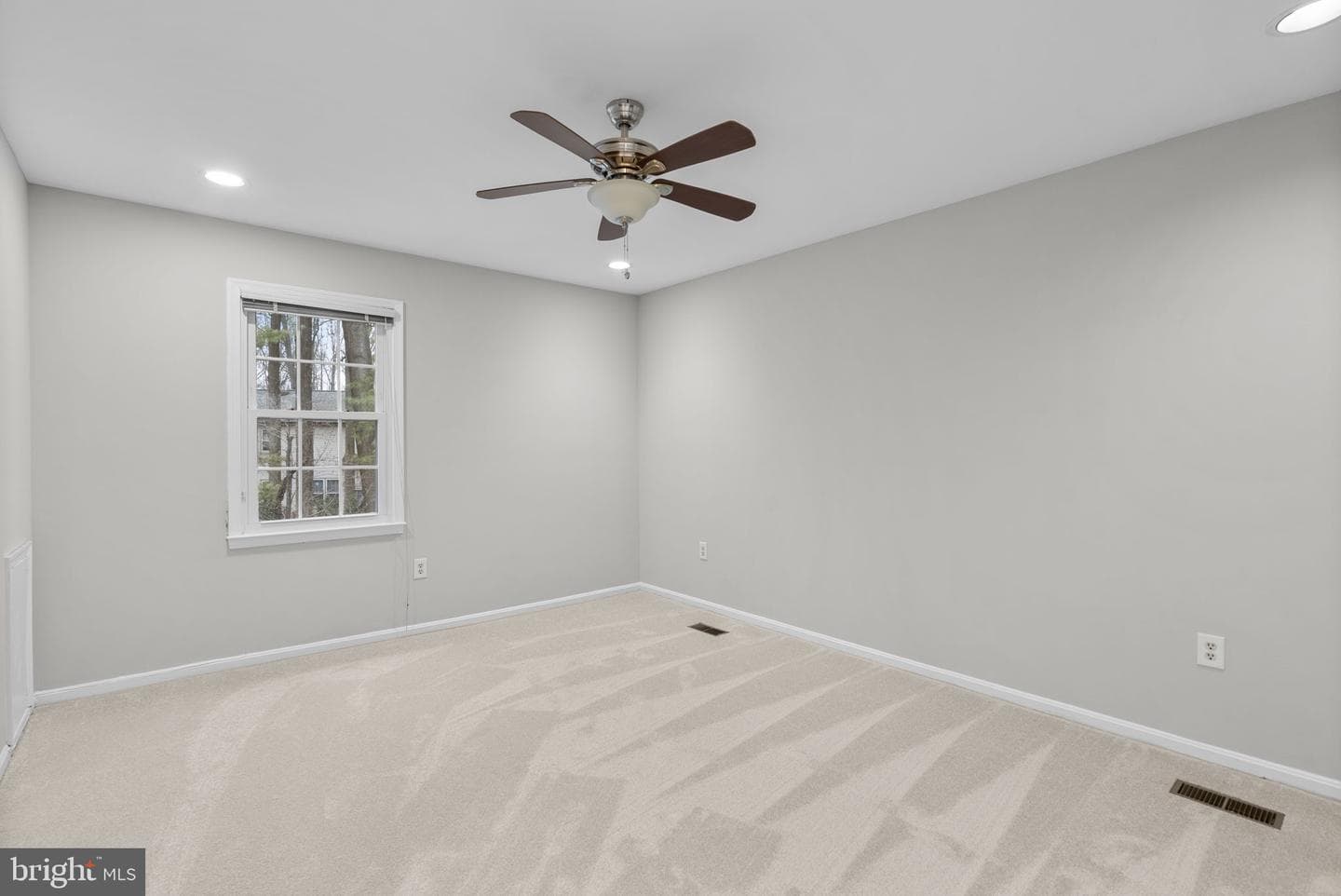 419 Watts Branch Parkway photo 52