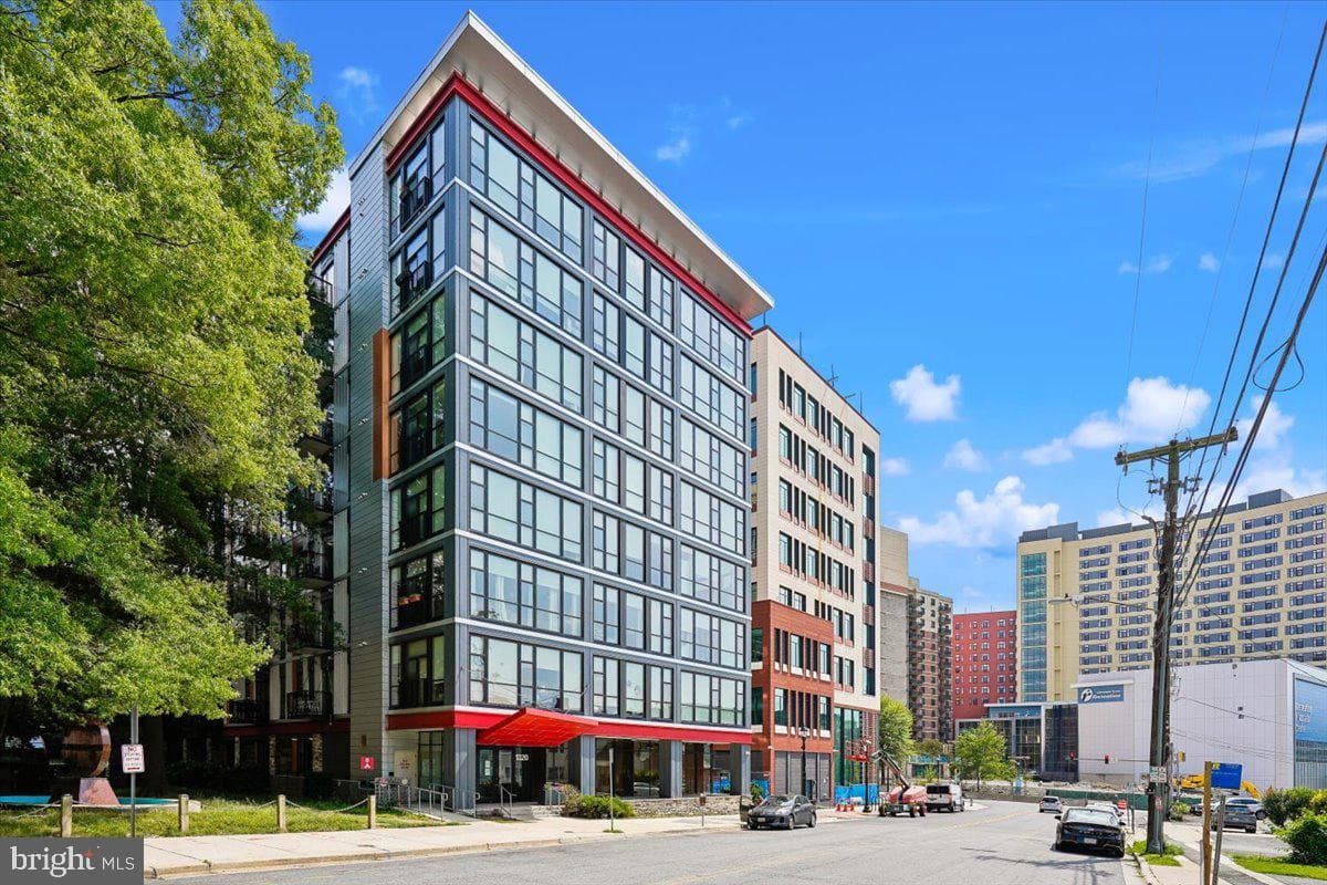 1320 Fenwick Lane #301, Silver Spring