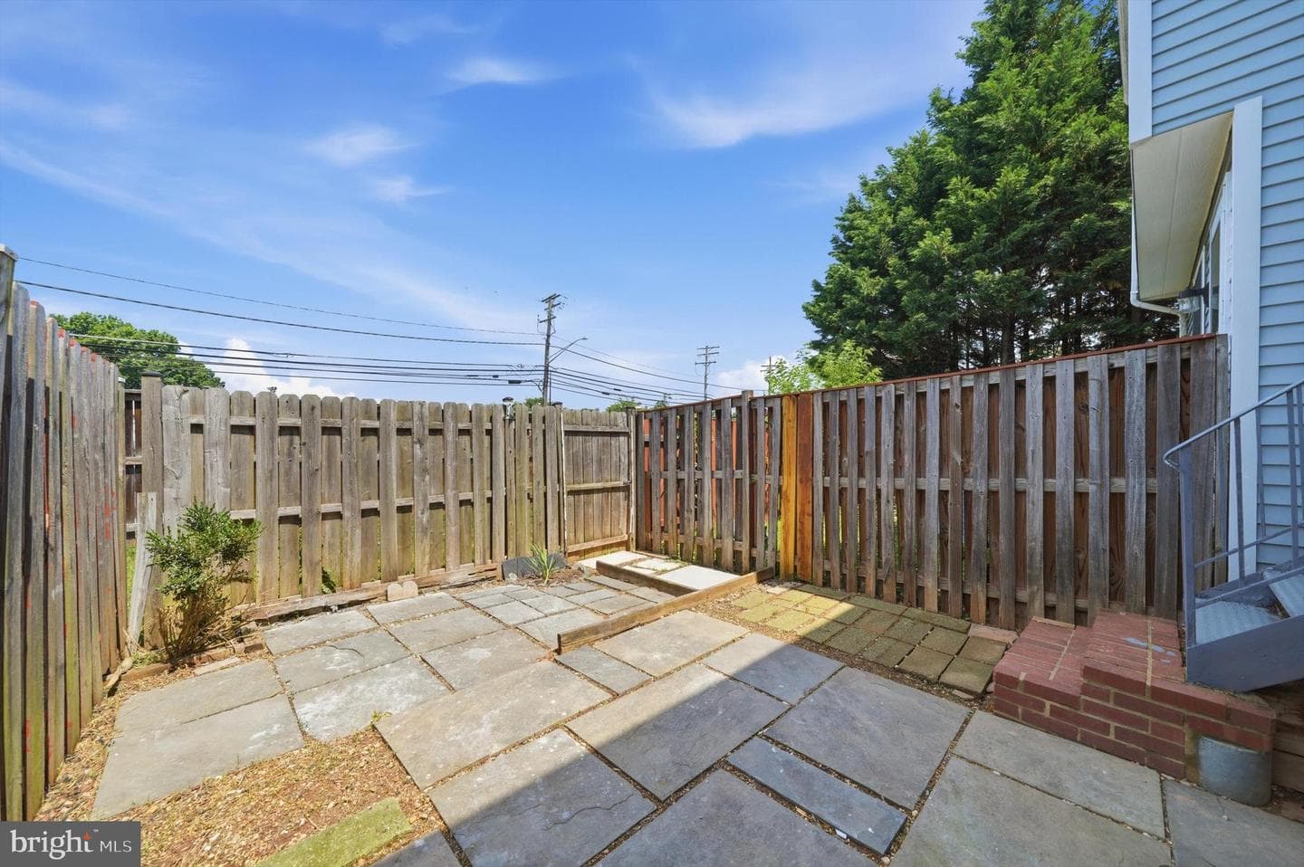 2807 Shepperton Terrace photo 29