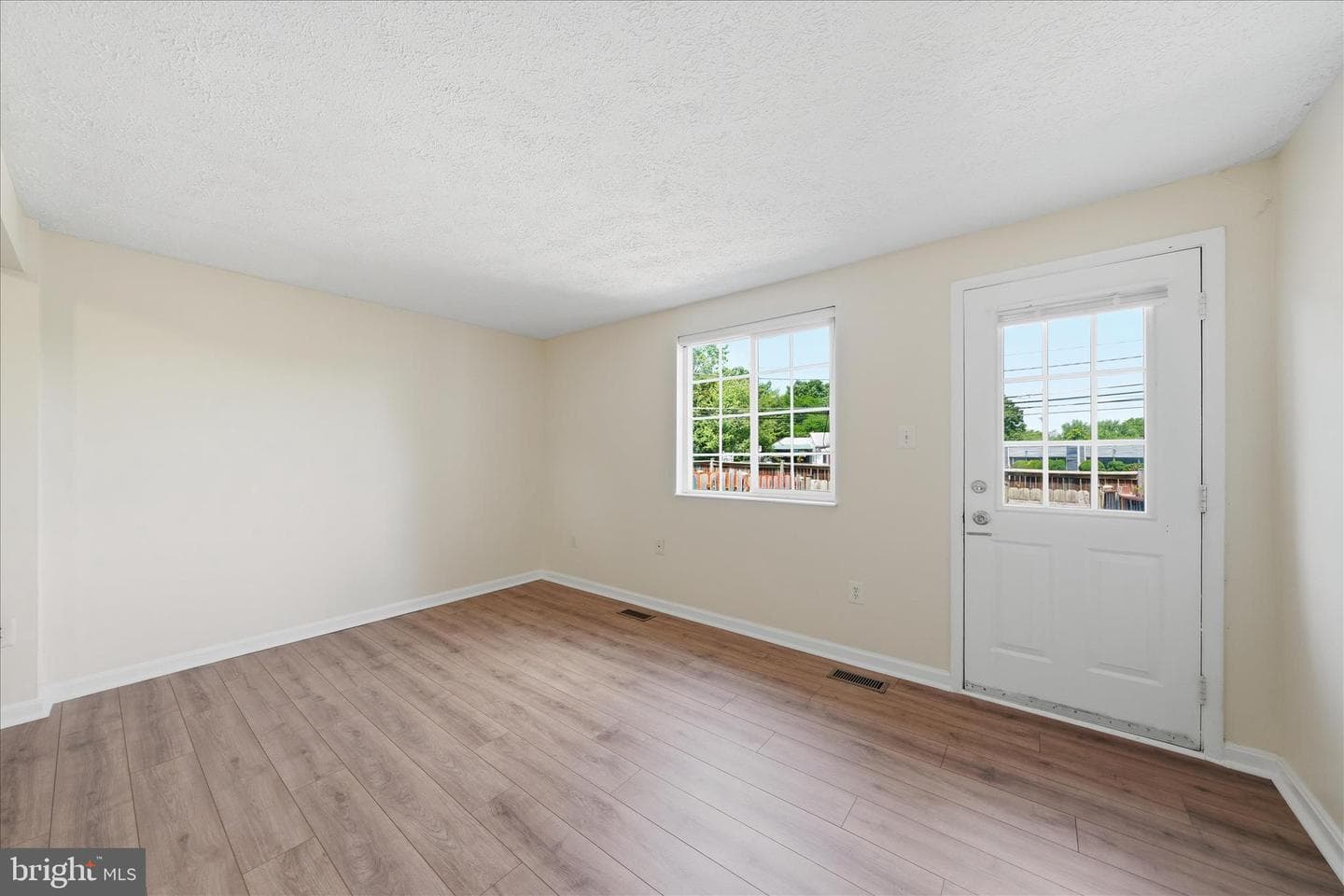 2807 Shepperton Terrace photo 51