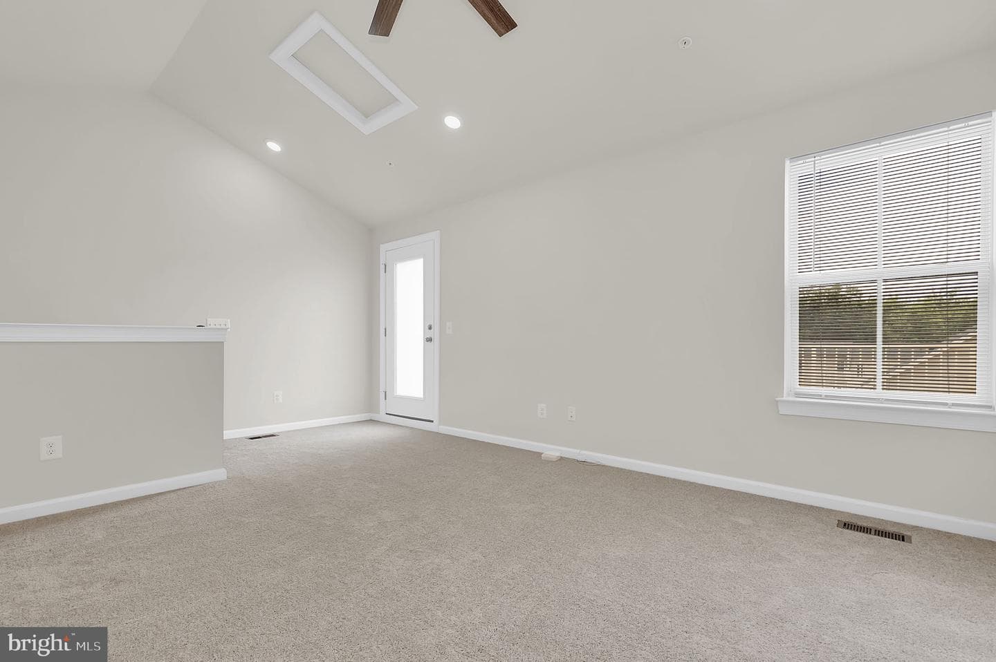 22729 Tate Street photo 27