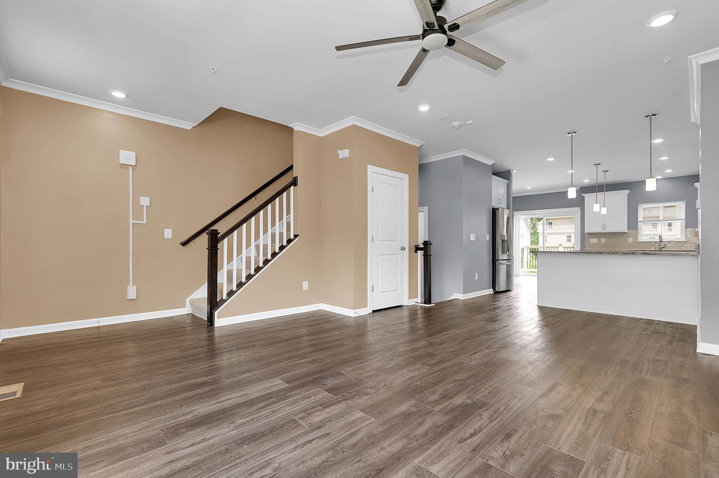 22729 Tate Street photo 3