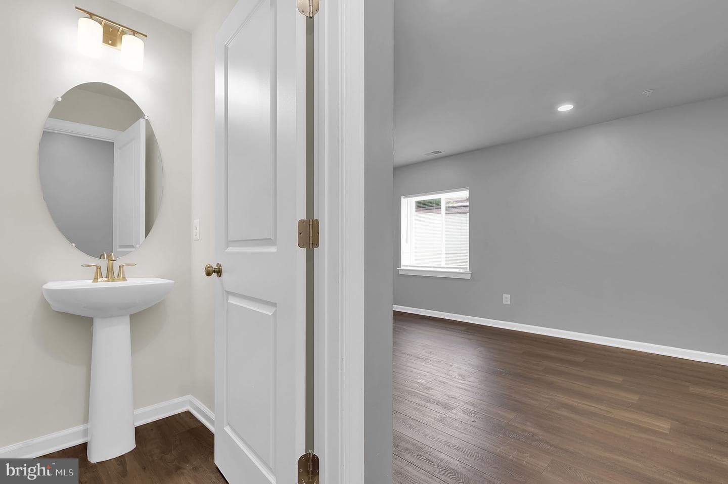 22729 Tate Street photo 36