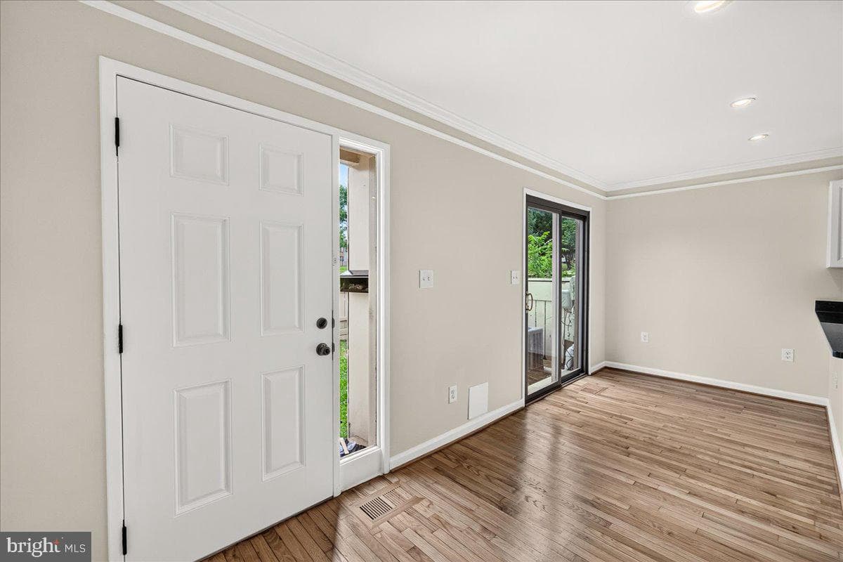9915 Ridgeline Drive photo 16