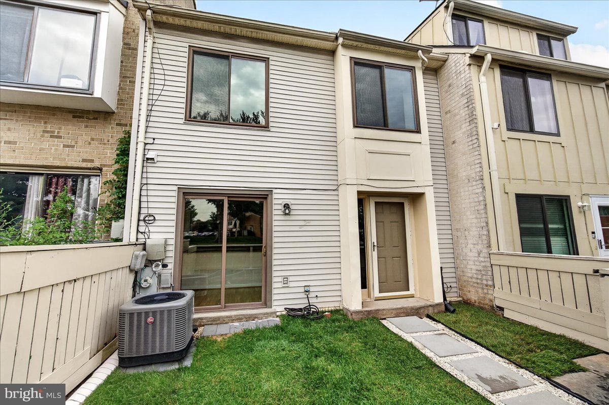 9915 Ridgeline Drive photo 45