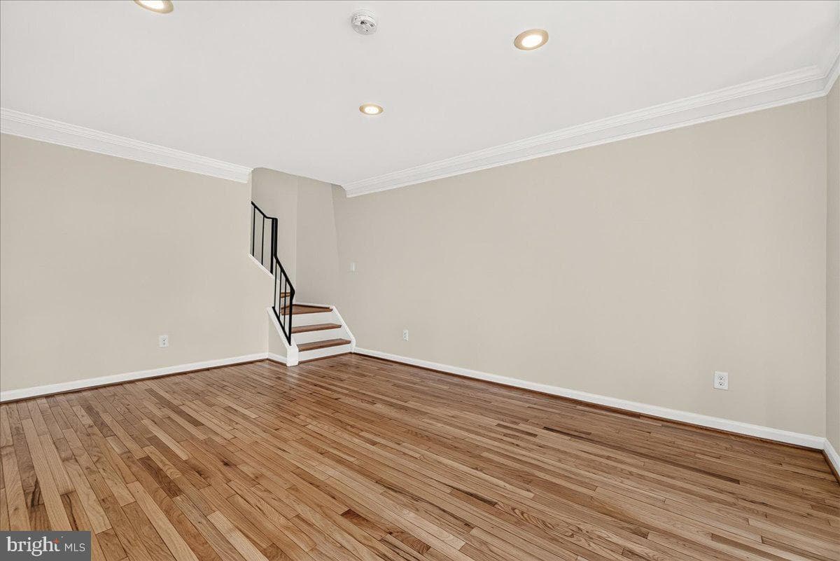 9915 Ridgeline Drive photo 5