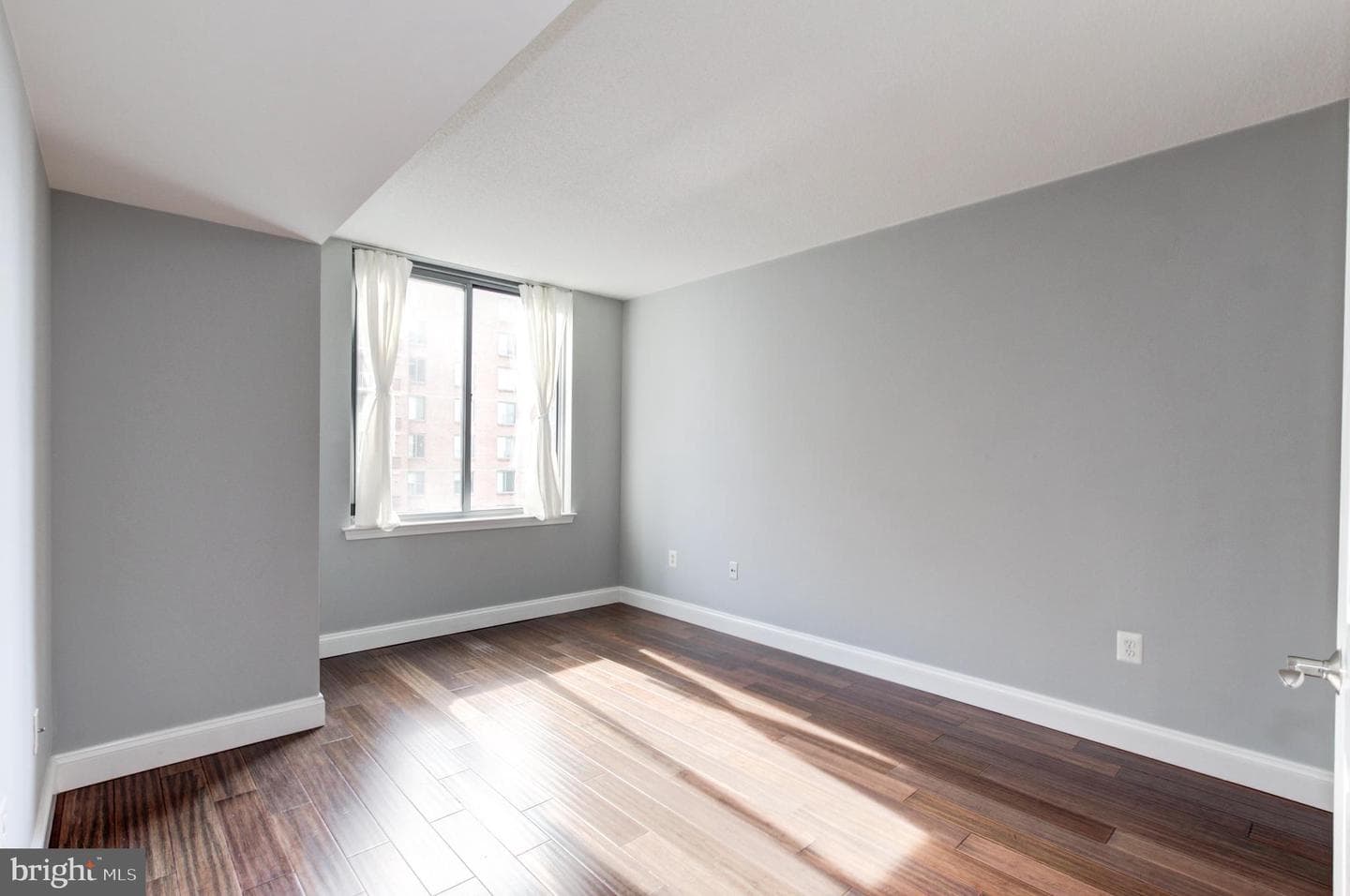 11710 Old Georgetown #909 photo 15