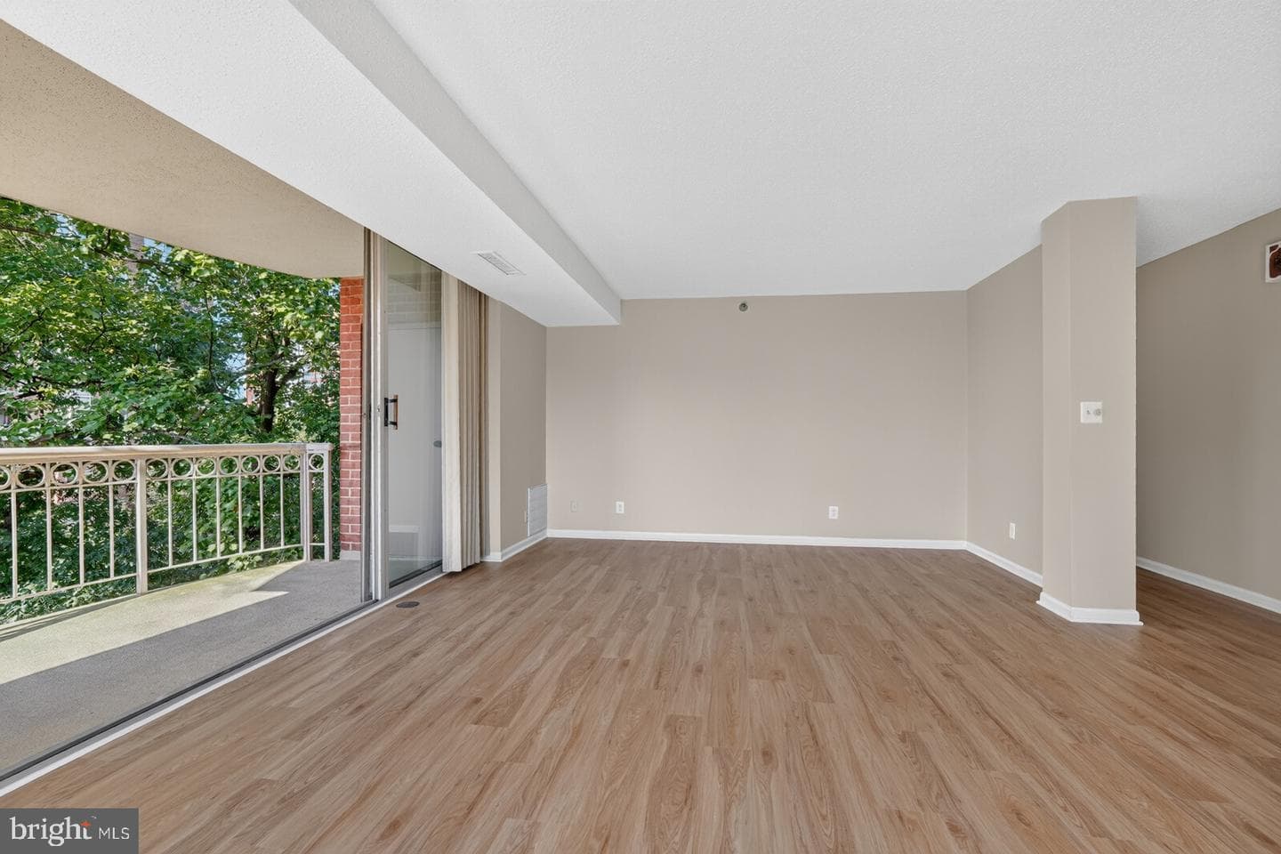 5802 Nicholson Lane #2-602 photo 16