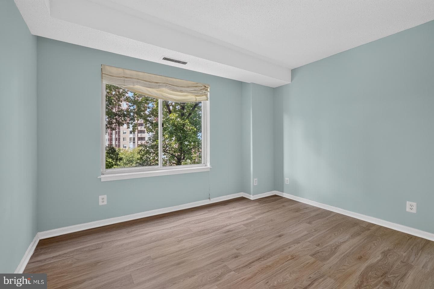 5802 Nicholson Lane #2-602 photo 24