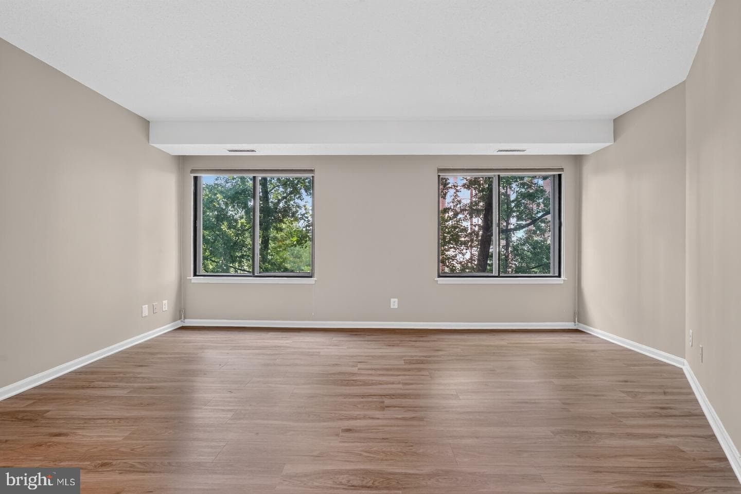 5802 Nicholson Lane #2-602 photo 28