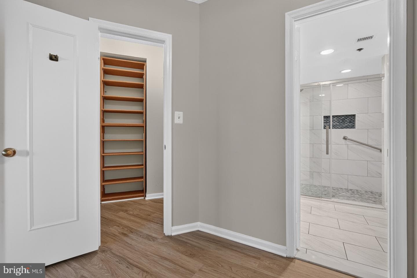 5802 Nicholson Lane #2-602 photo 33