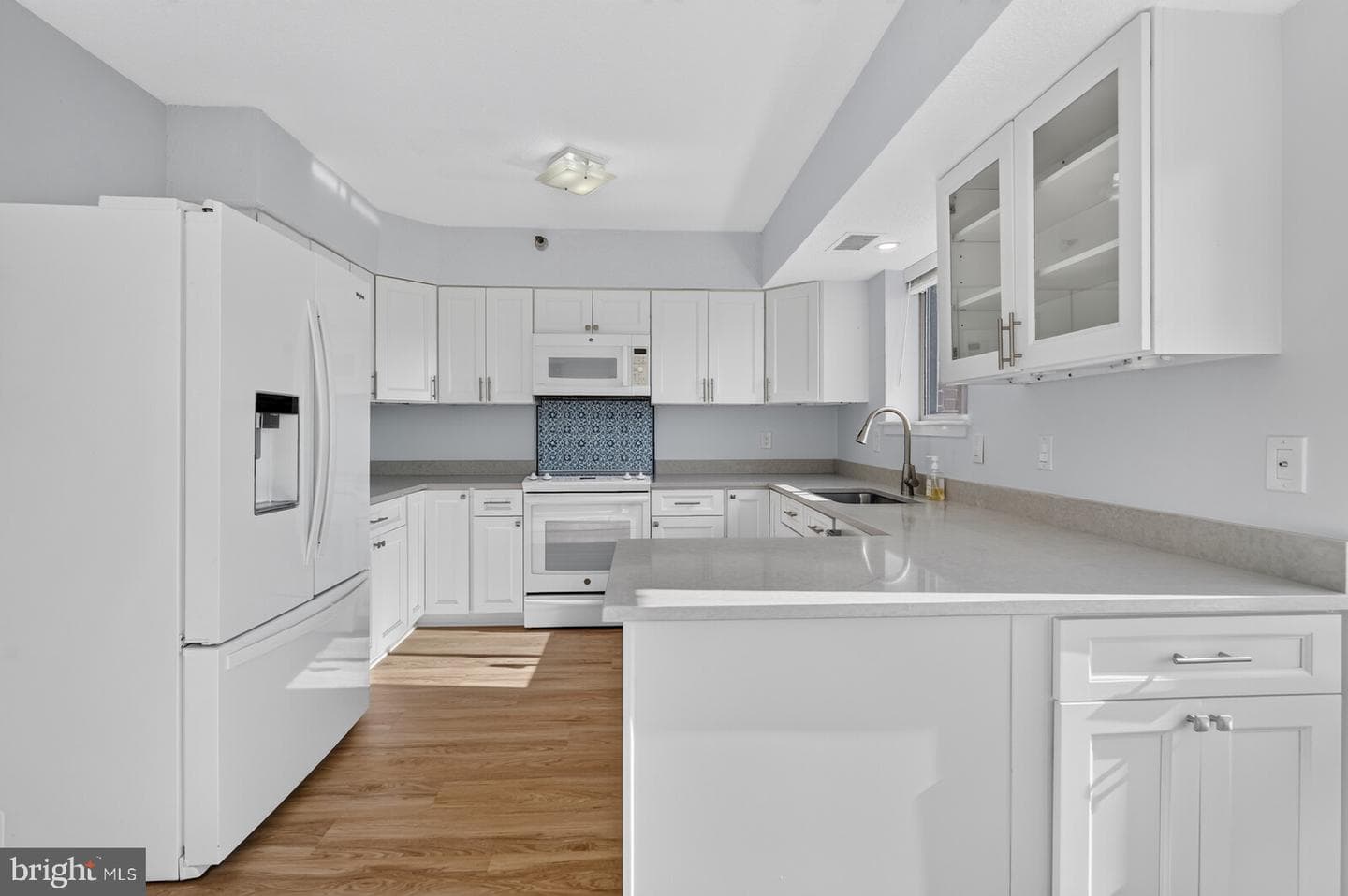 5802 Nicholson Lane #2-602 photo 9