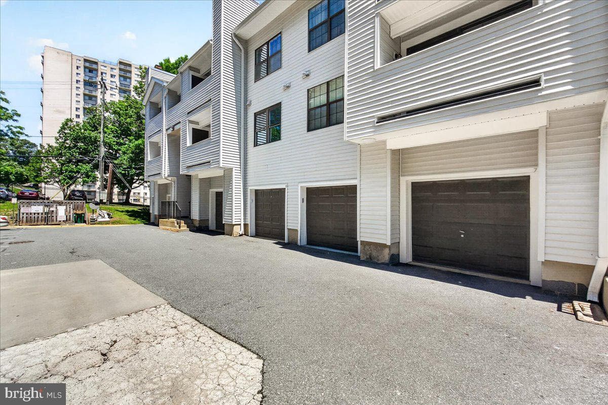 1603 Carriage House Terrace #1603-D, Silver Spring