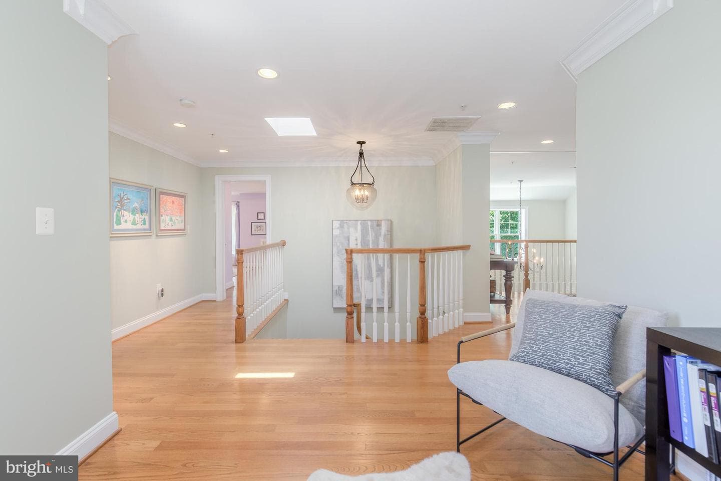 5601 Vernon Place photo 24