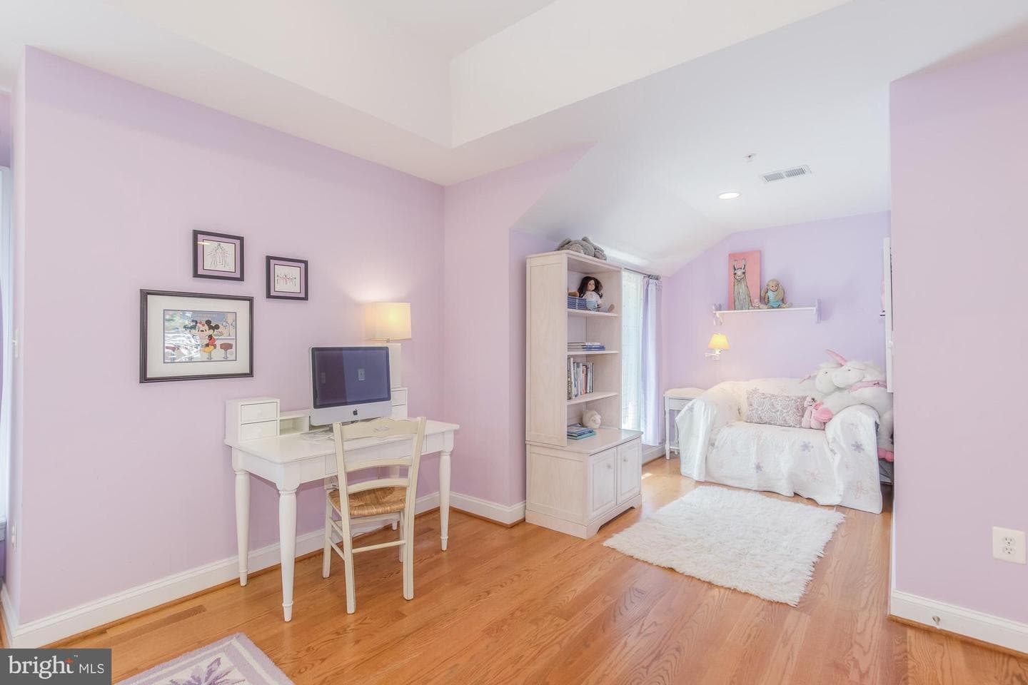 5601 Vernon Place photo 34