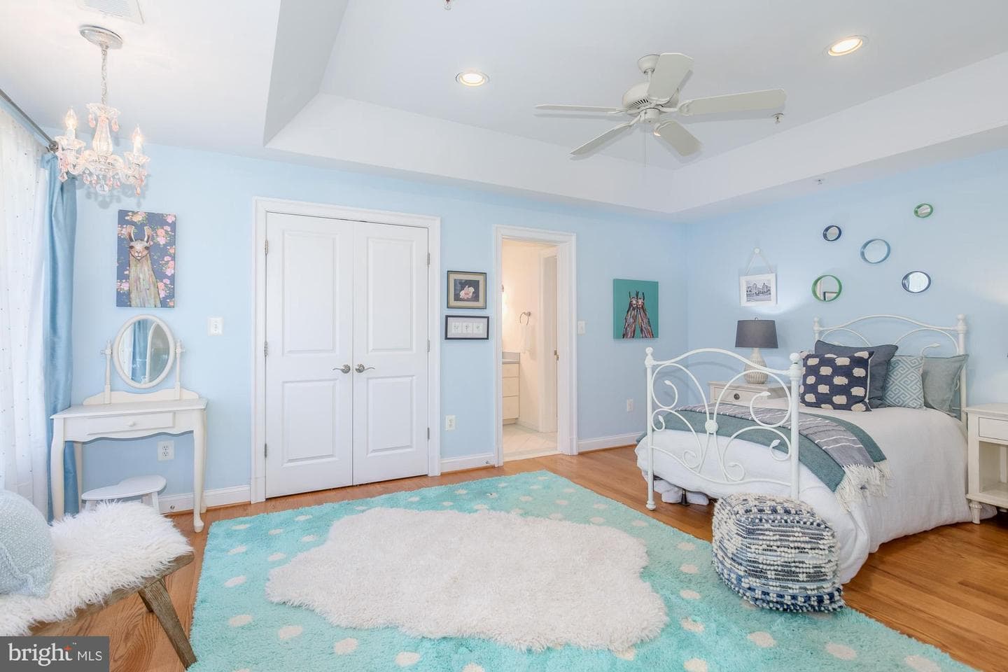 5601 Vernon Place photo 38