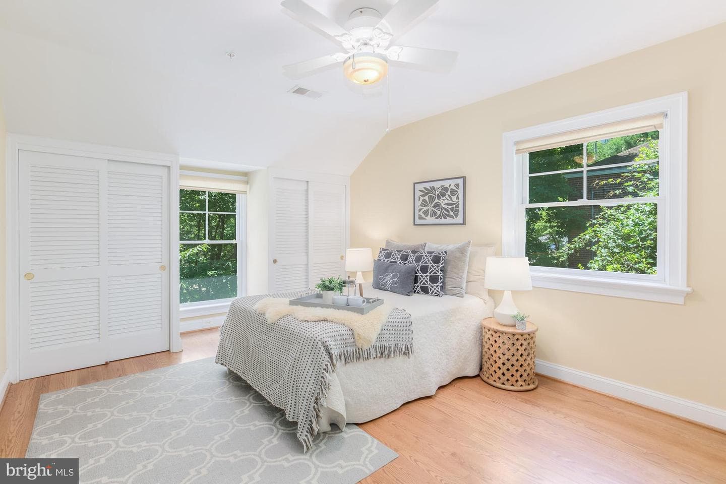 5601 Vernon Place photo 41
