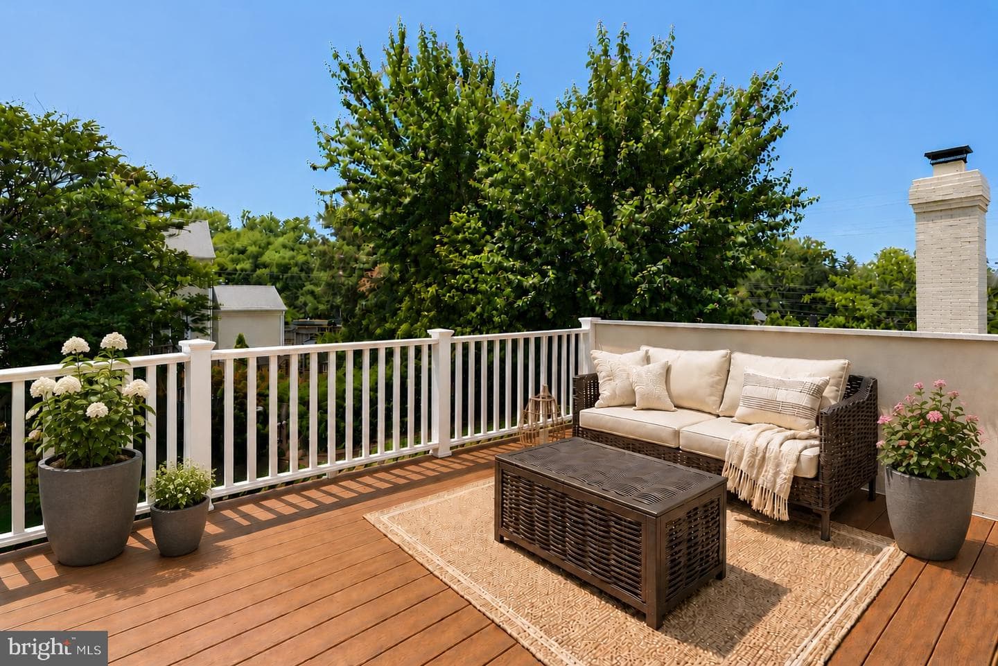 5601 Vernon Place photo 49