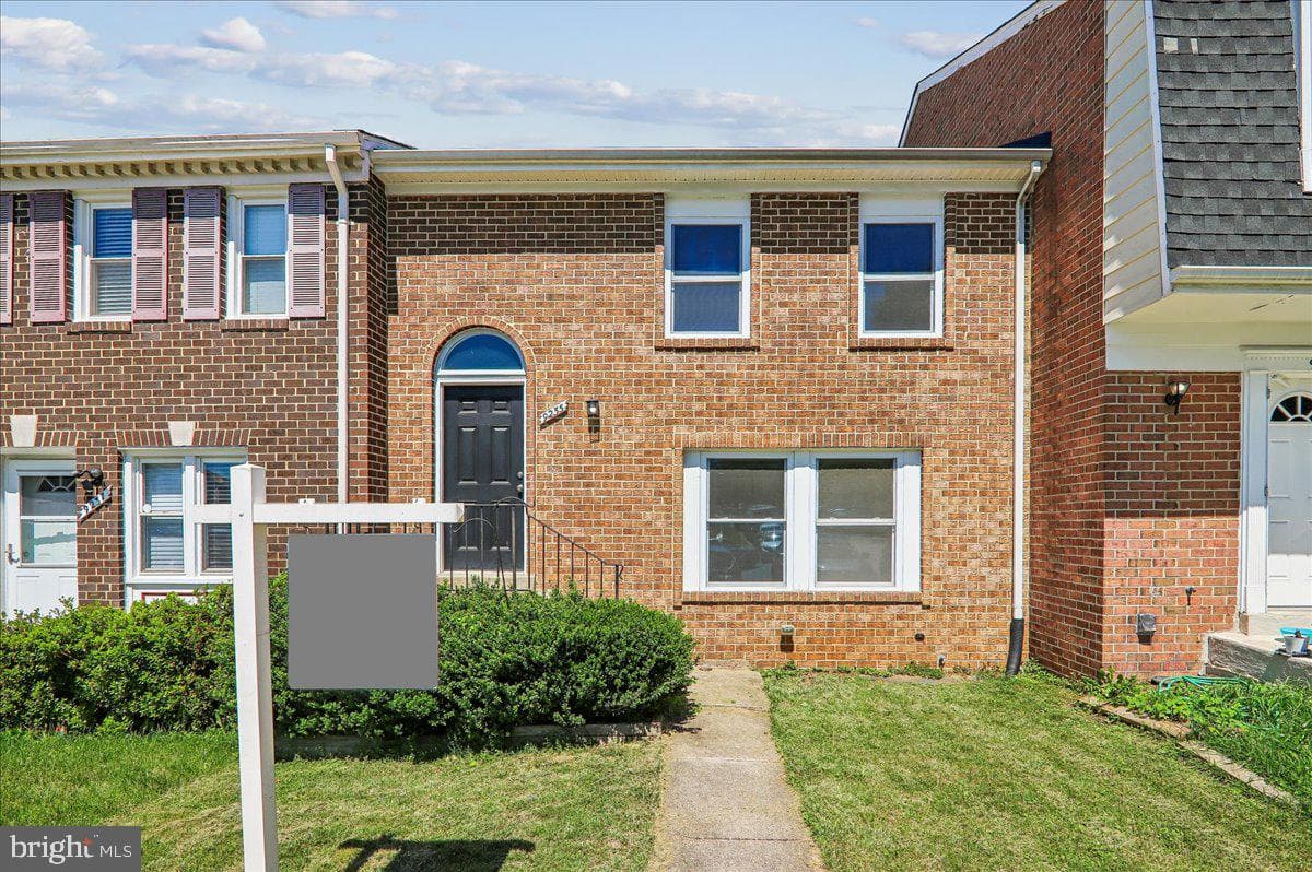 9235 Hummingbird Terrace photo 2
