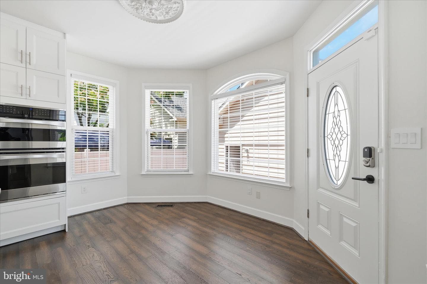 23121 Frederick Road photo 16