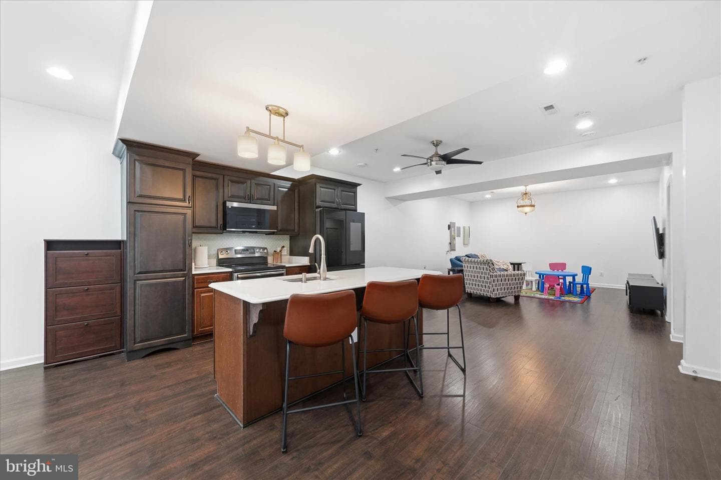 23121 Frederick Road photo 28