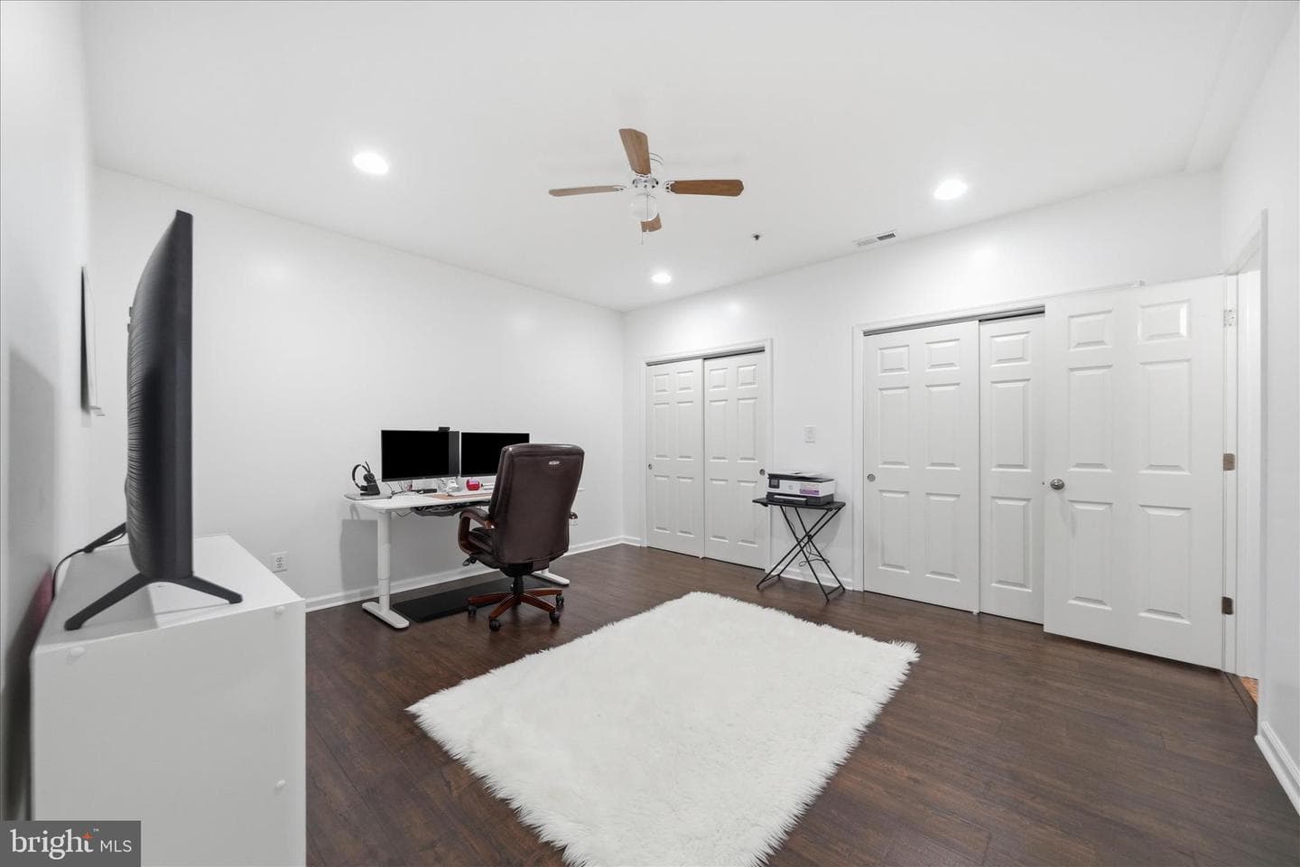 23121 Frederick Road photo 32