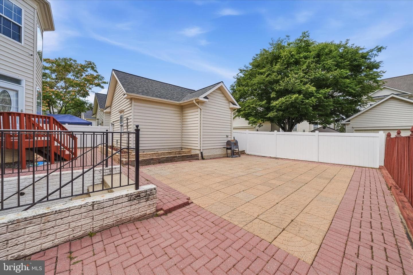 23121 Frederick Road photo 41