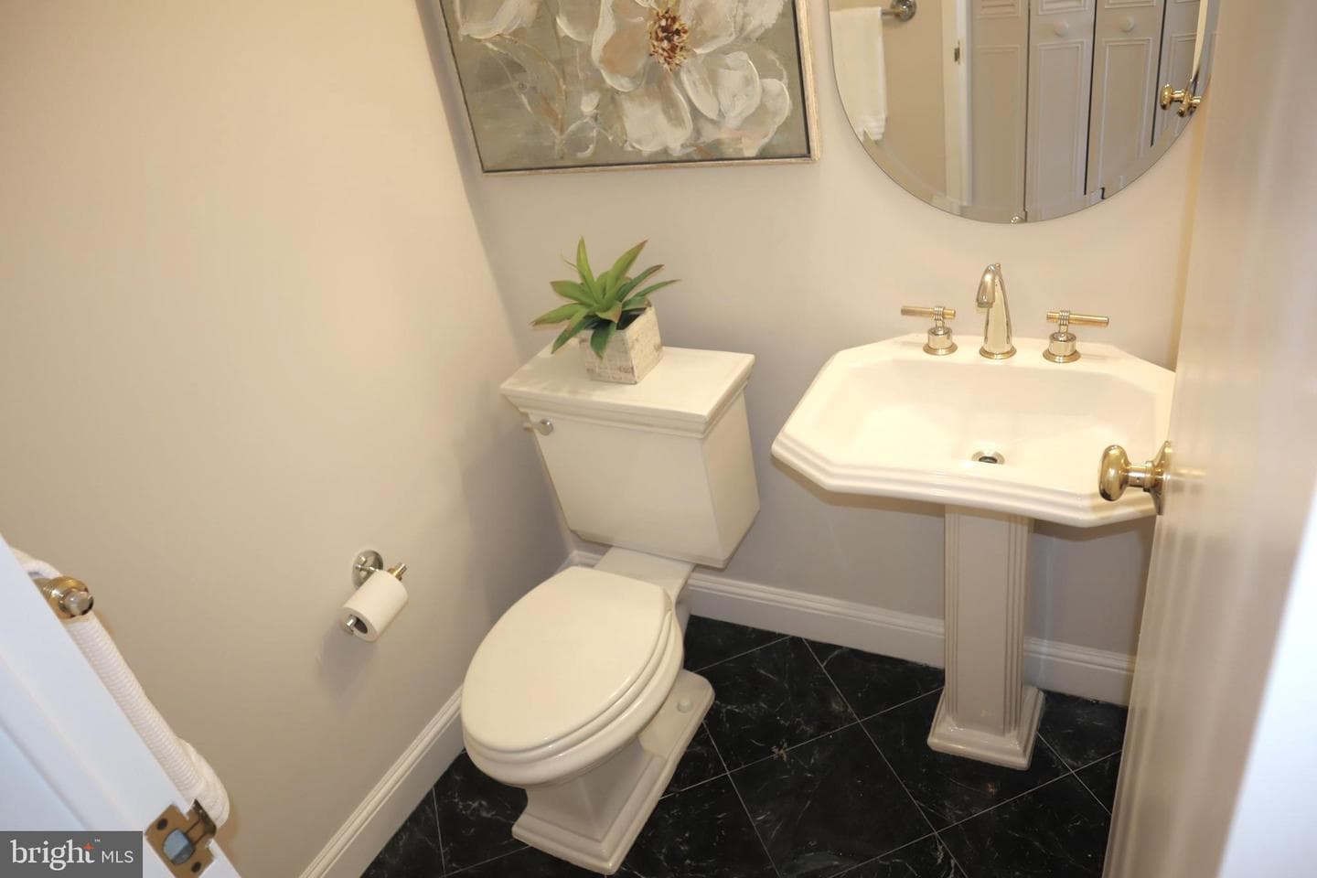 10401 Grosvenor Place #1704 photo 38