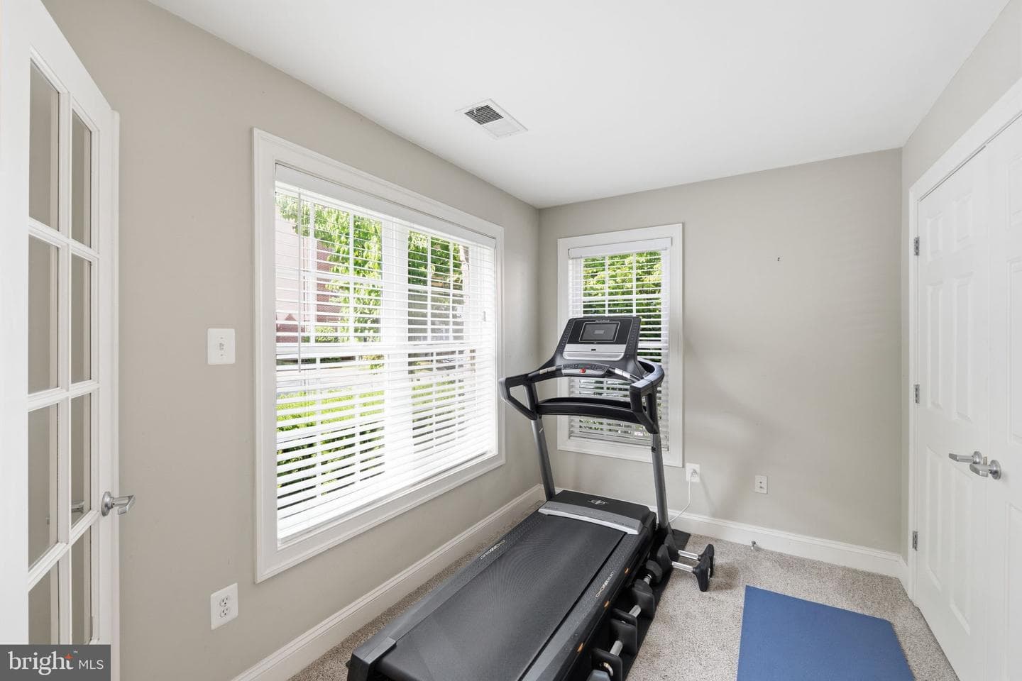 638 Raven Avenue photo 8