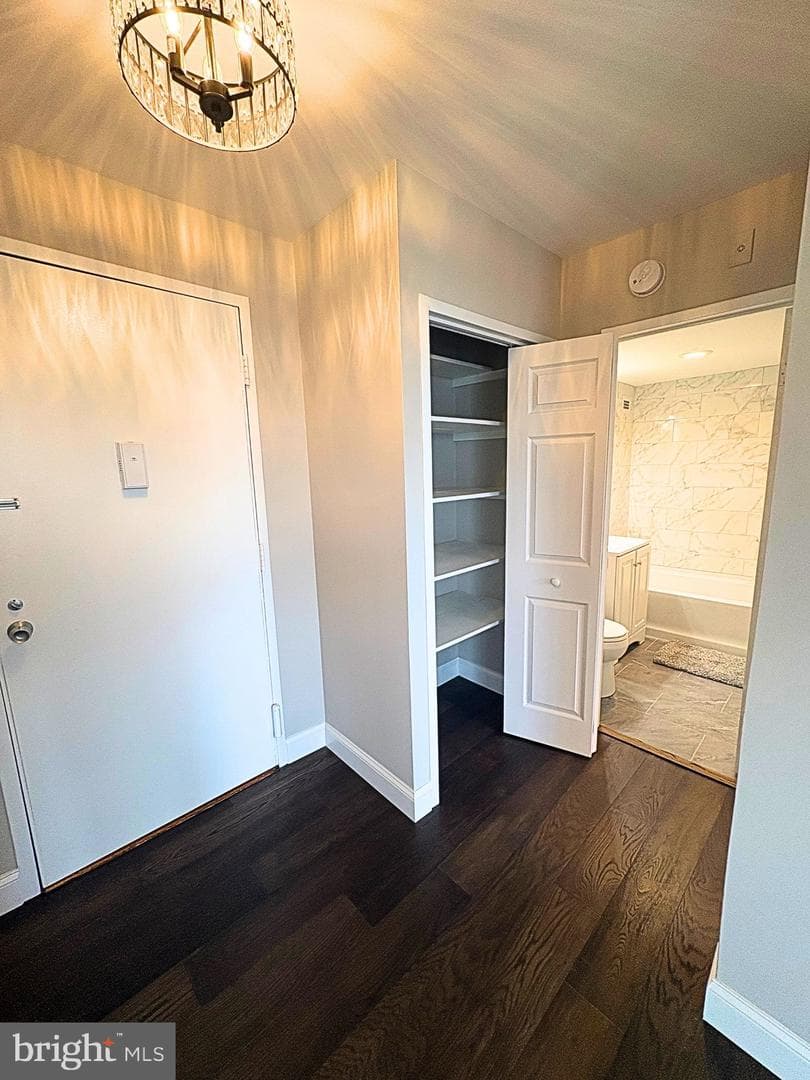 10401 Grosvenor Pl # 817 photo 12