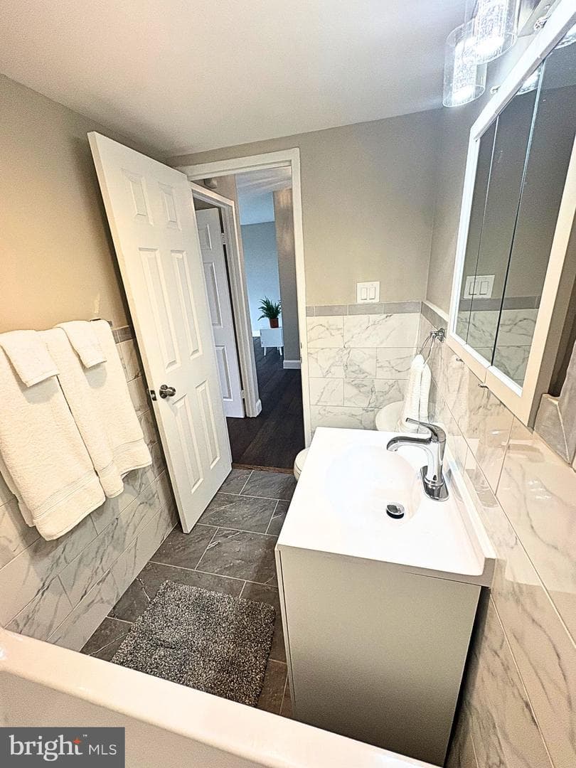 10401 Grosvenor Pl # 817 photo 14