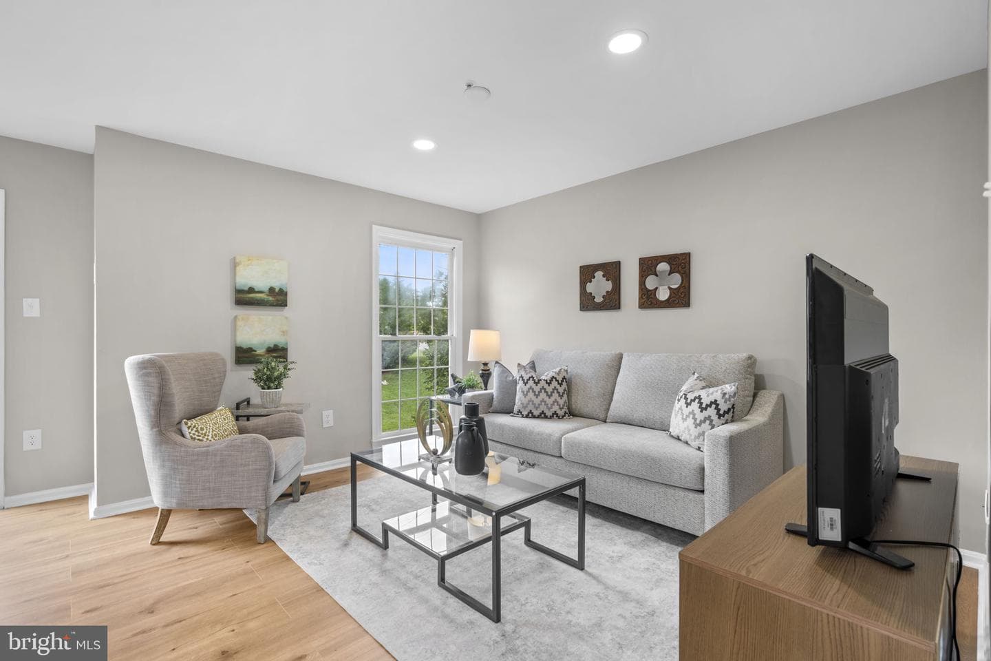8101 Chelaberry Court photo 11