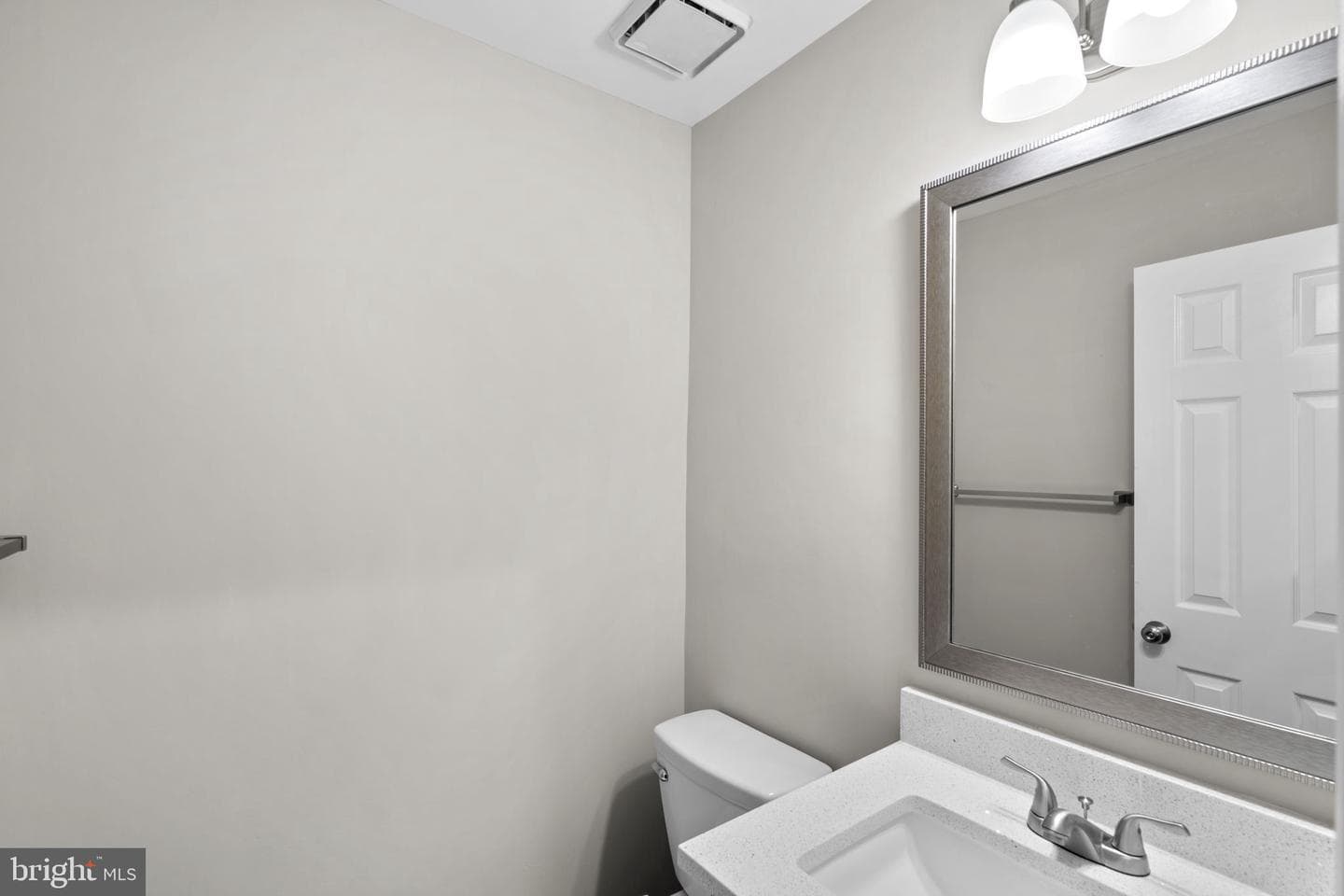 8101 Chelaberry Court photo 22