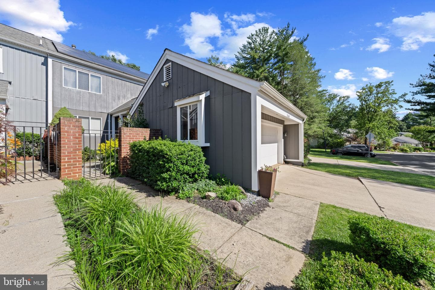 20668 Highland Hall Drive photo 2