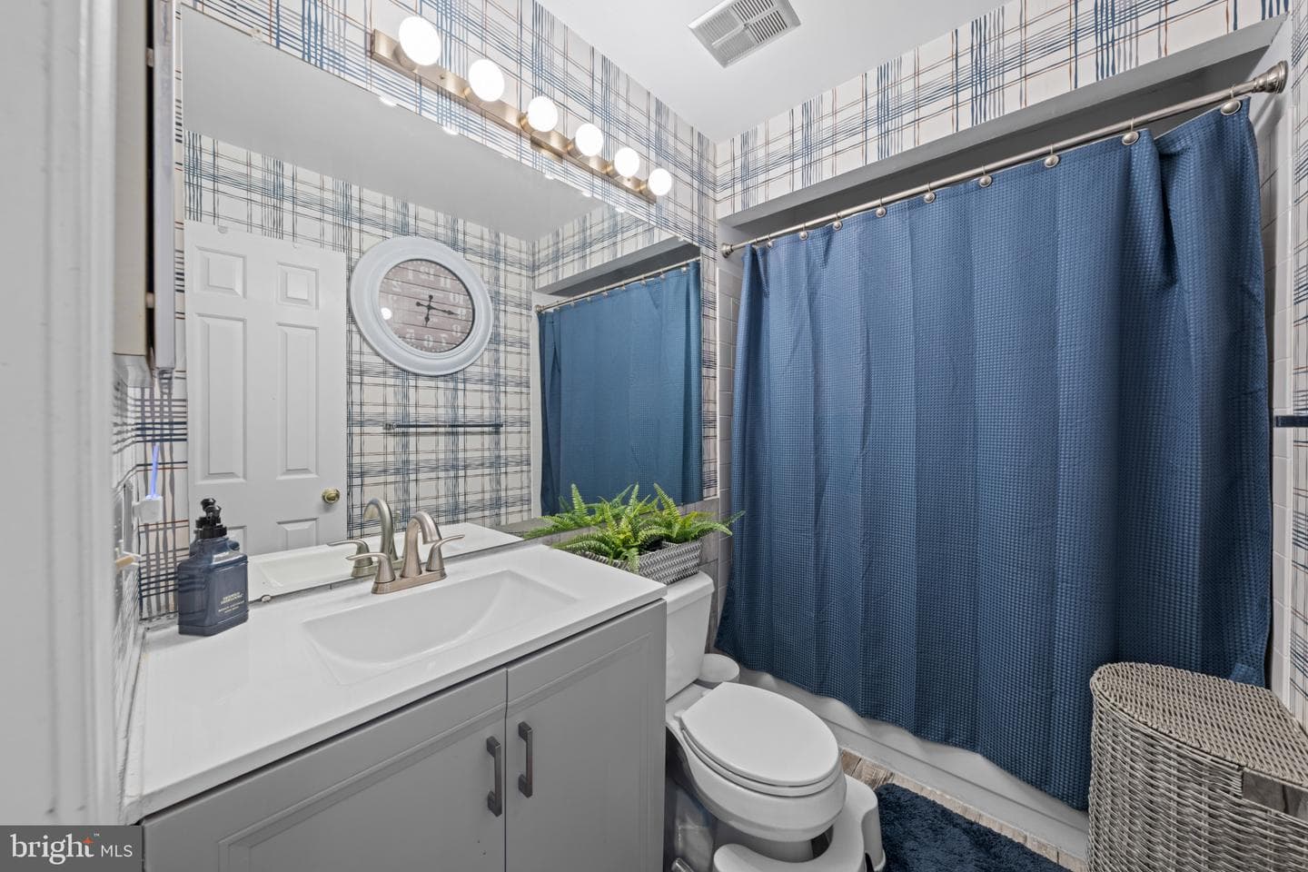 20668 Highland Hall Drive photo 29