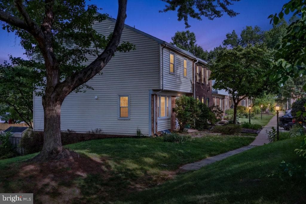 19 Big Acre Square #20-1, Gaithersburg