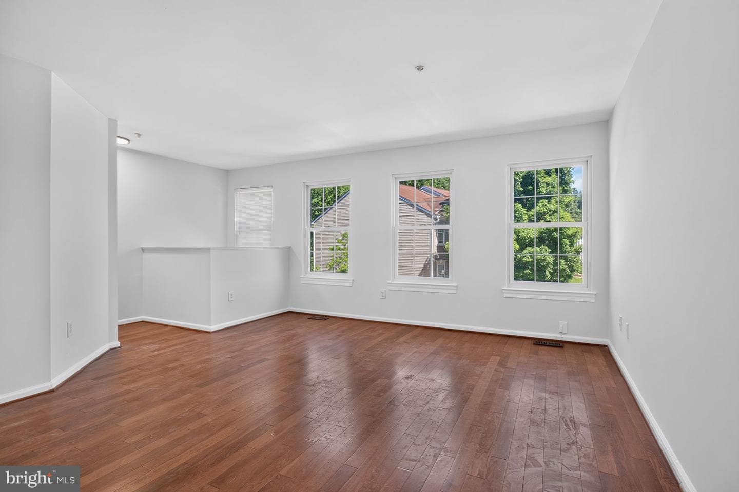 14816 Cross River Court photo 16